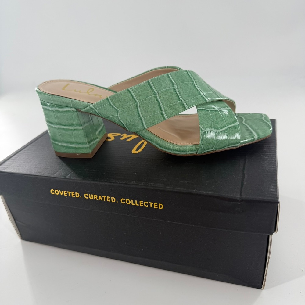 Lulus Ybarra High Heel Mules Womens 7 Green New Croc Embossed Block Heel Sandals